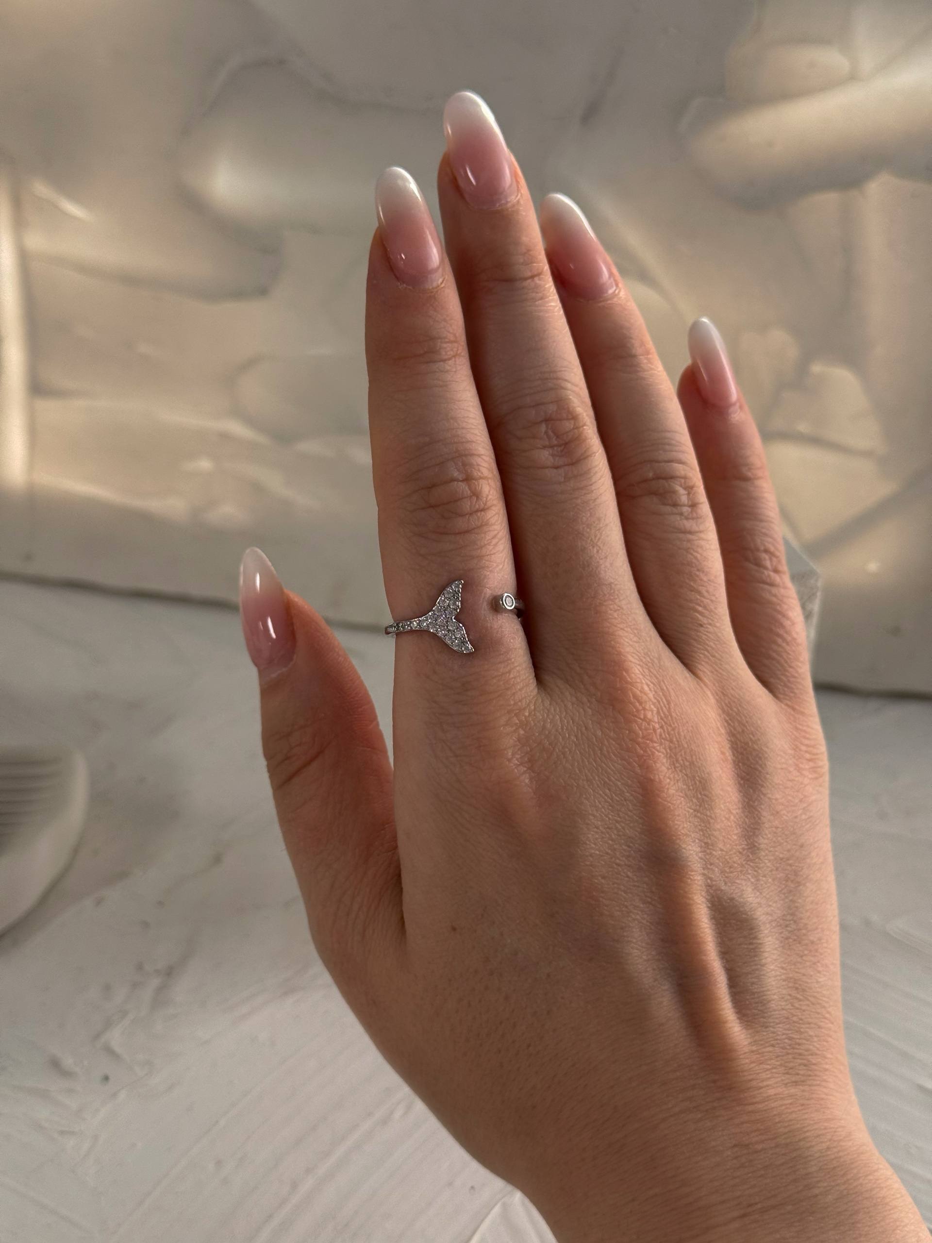 انگشتر دم وال