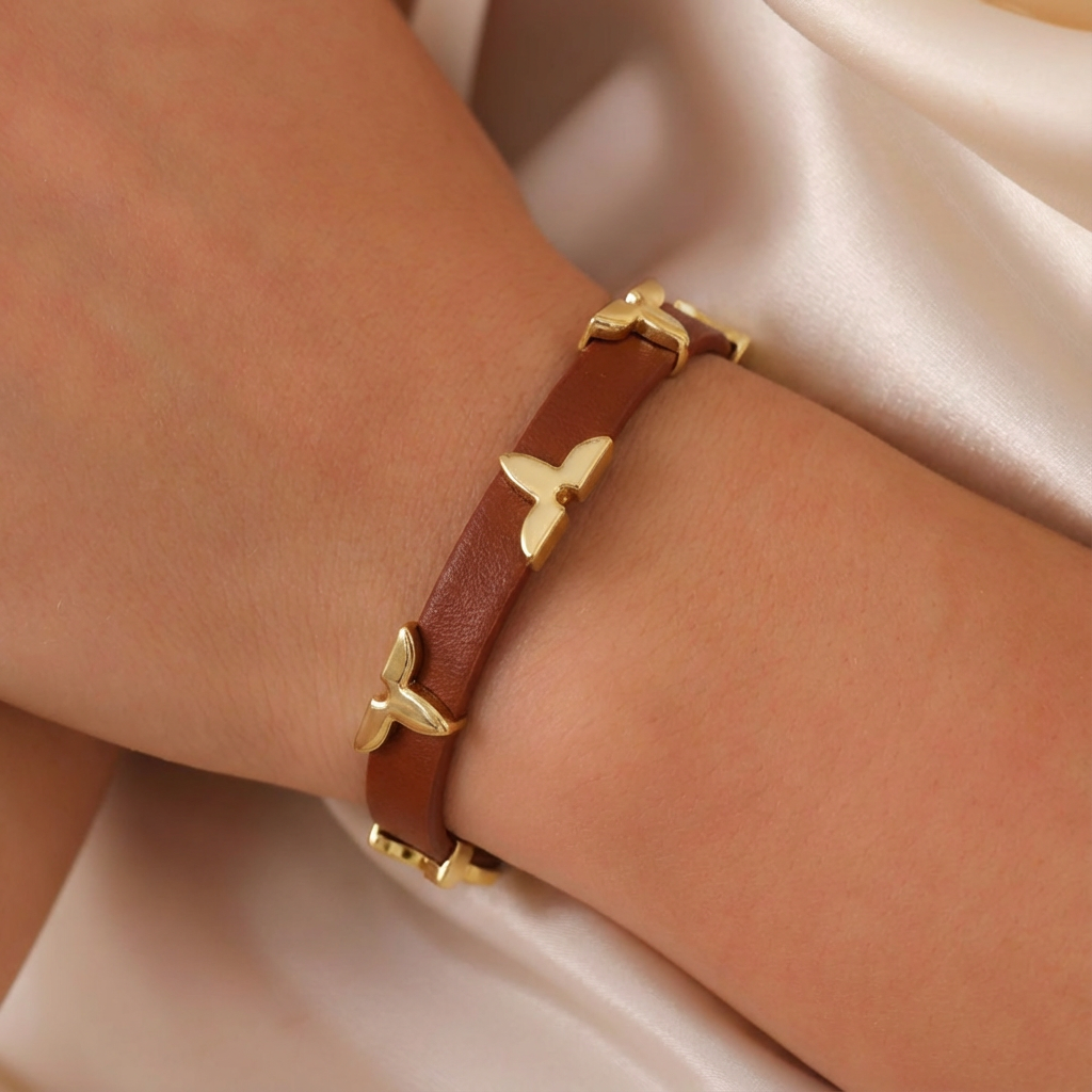 دستبند زنانه چرم مدل لویی ویتون