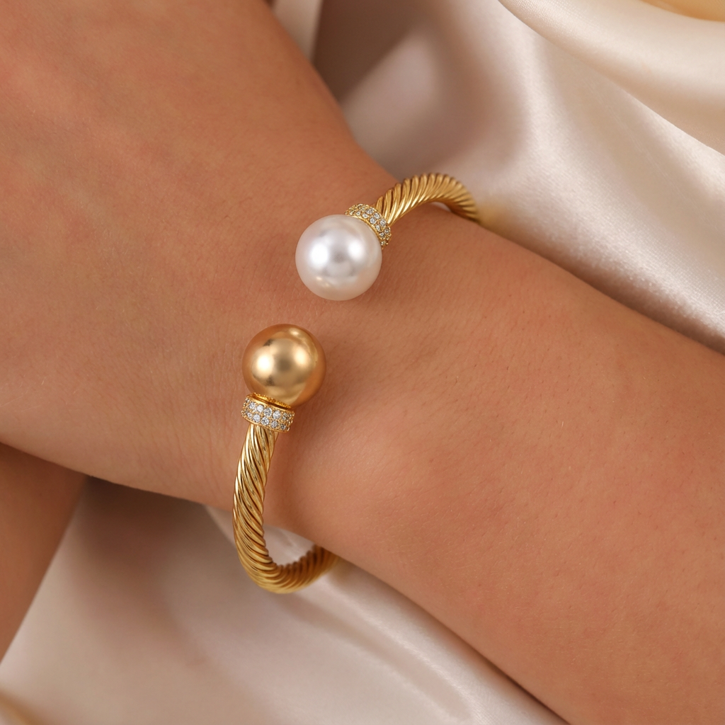 بنگل مروارید دخترانه