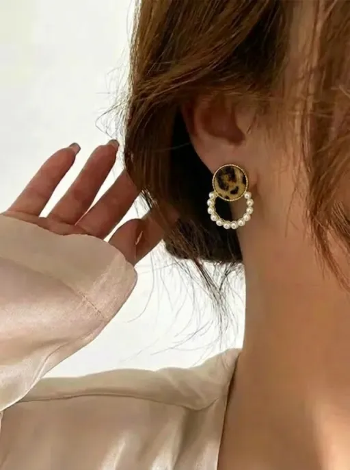 گوشواره پلنگی